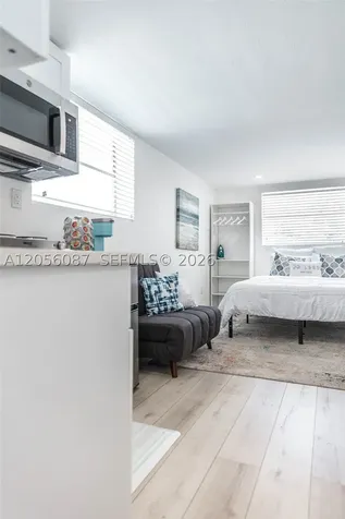 935 NE 164th Street North Miami Beach FL 33162