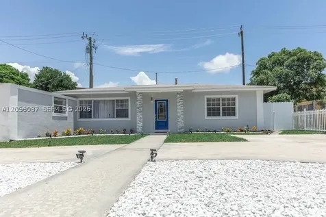 935 NE 164th Street North Miami Beach FL 33162