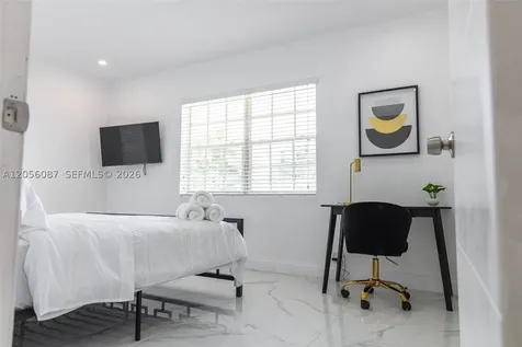 935 NE 164th Street North Miami Beach FL 33162
