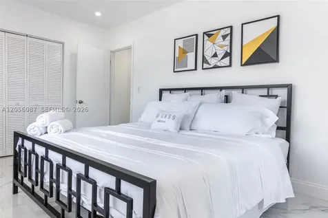 935 NE 164th Street North Miami Beach FL 33162