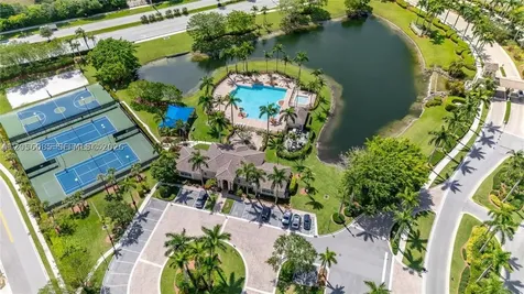18659 SW 12th Street Pembroke Pines FL 33029