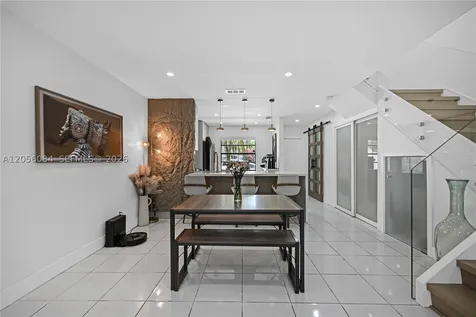 10372 NW 3rd Street Pembroke Pines FL 33026