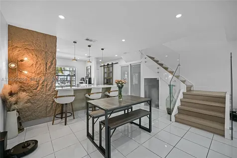 10372 NW 3rd Street Pembroke Pines FL 33026
