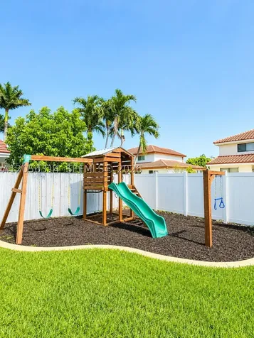 15832 Stonetower Street Davie FL 33331