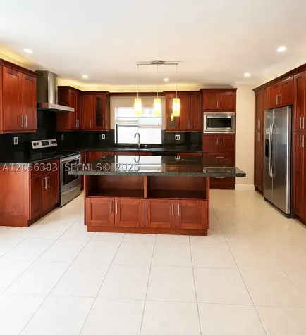 613 Patio Village Way Weston FL 33326