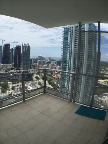 350 S Miami Avenue Miami FL 33130