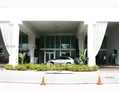 350 S Miami Avenue Miami FL 33130