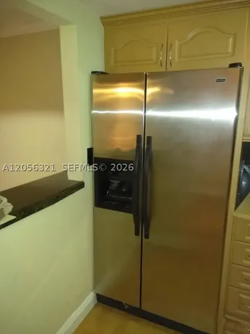 9359 Fontainebleau Boulevard Miami FL 33172