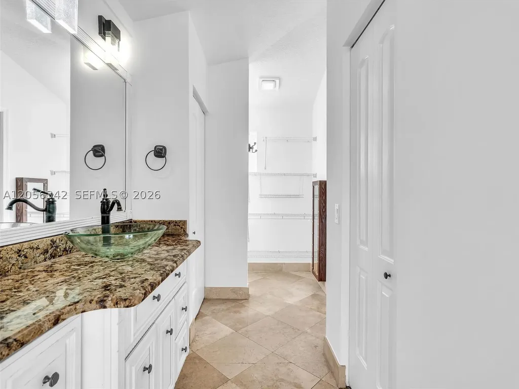11407 Lakeview Drive Coral Springs FL 33071