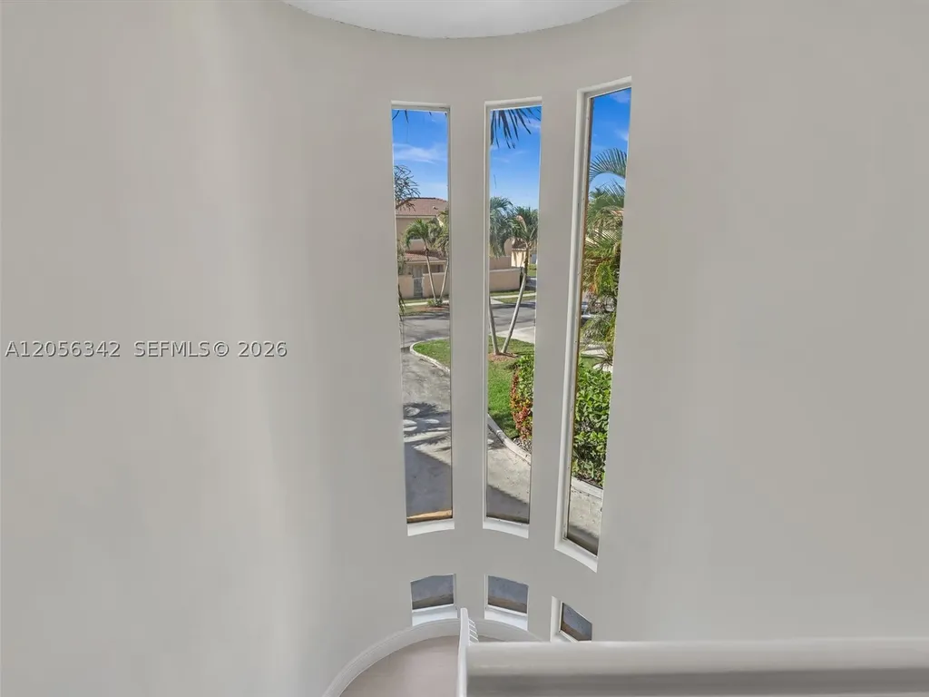 11407 Lakeview Drive Coral Springs FL 33071