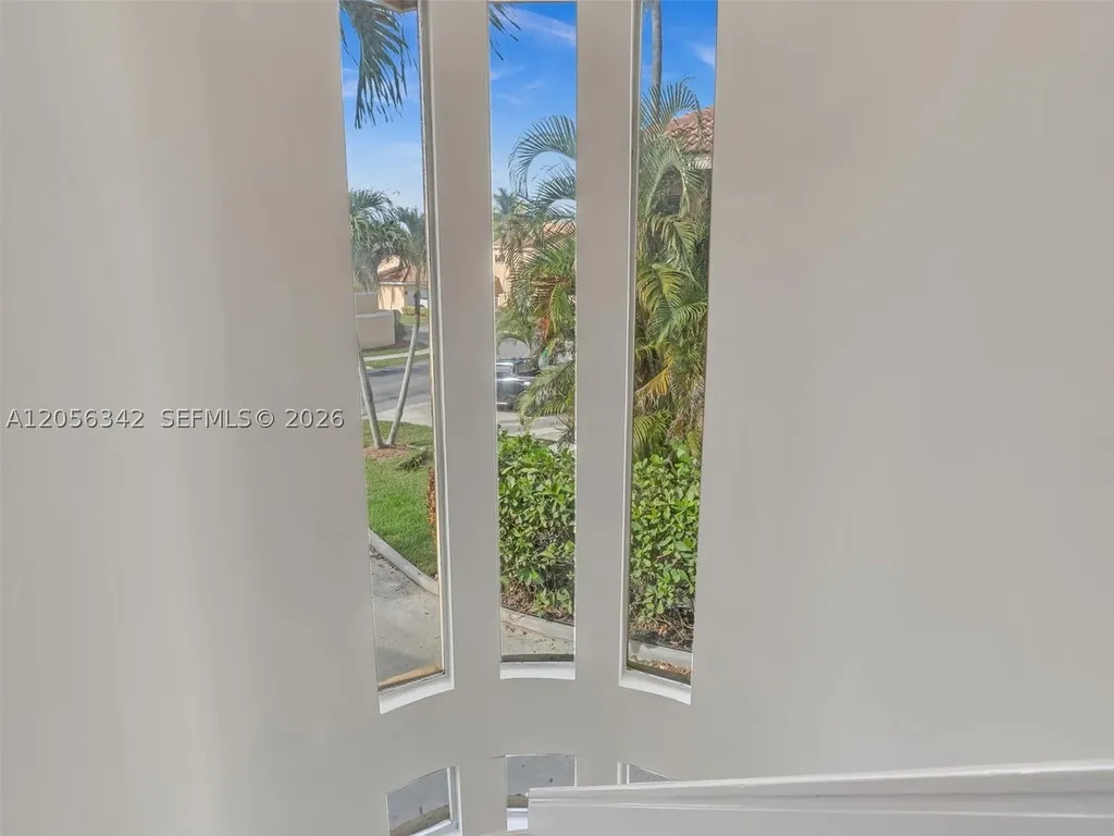 11407 Lakeview Drive Coral Springs FL 33071