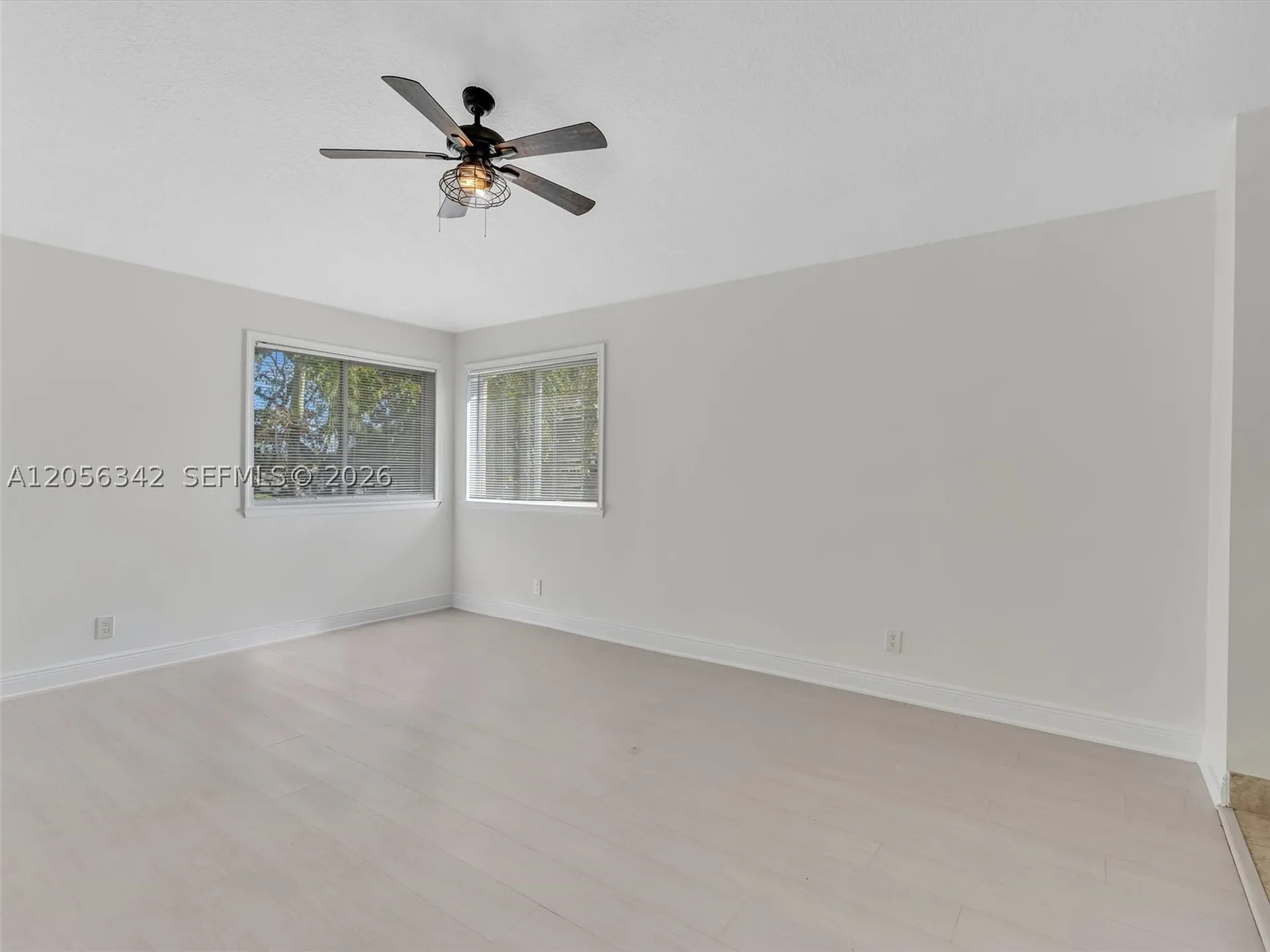 11407 Lakeview Drive Coral Springs FL 33071