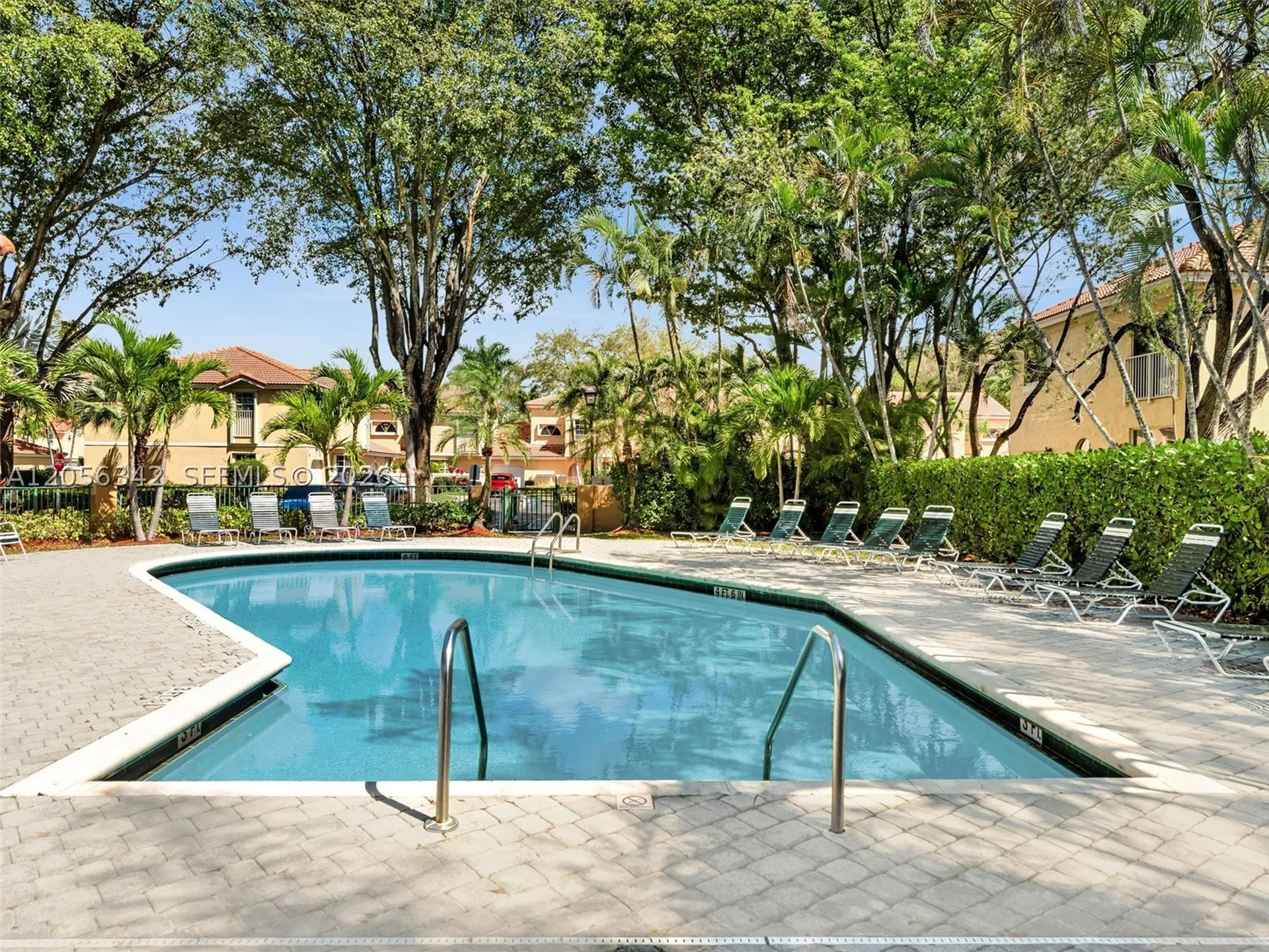 11407 Lakeview Drive Coral Springs FL 33071