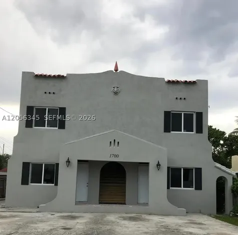 1700 NW 22 Court Miami FL 33125