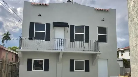 1700 NW 22 Court Miami FL 33125