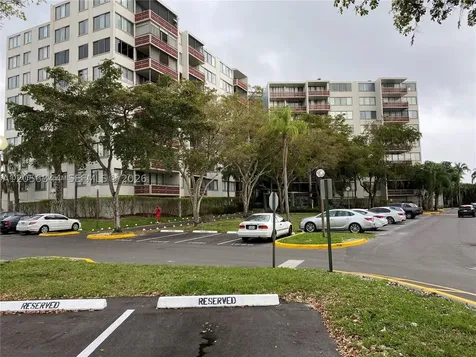 4222 Inverrary Boulevard Lauderhill FL 33319