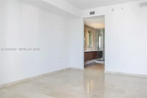 68 SE 6th Street Miami FL 33130