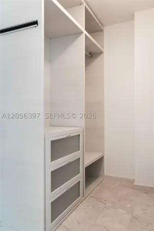 68 SE 6th Street Miami FL 33130