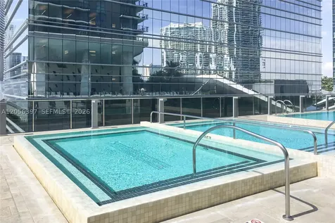 68 SE 6th Street Miami FL 33130
