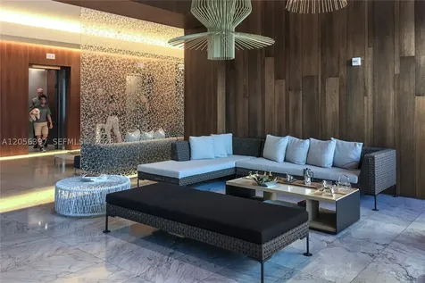 68 SE 6th Street Miami FL 33130