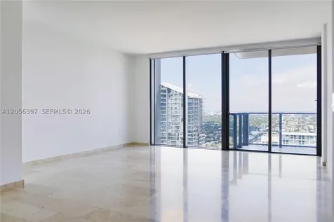 68 SE 6th Street Miami FL 33130