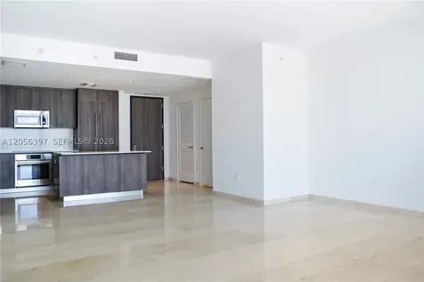 68 SE 6th Street Miami FL 33130
