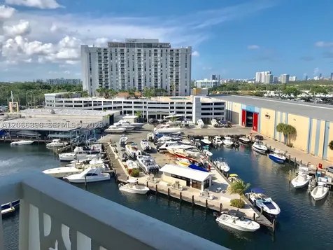 13155 Ixora Court North Miami FL 33181