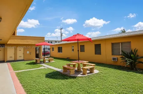 465 E 28th Street Hialeah FL 33013