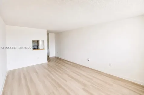465 E 28th Street Hialeah FL 33013