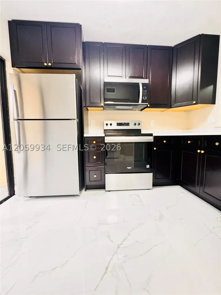 3939 NE 5th Avenue Boca Raton FL 33431