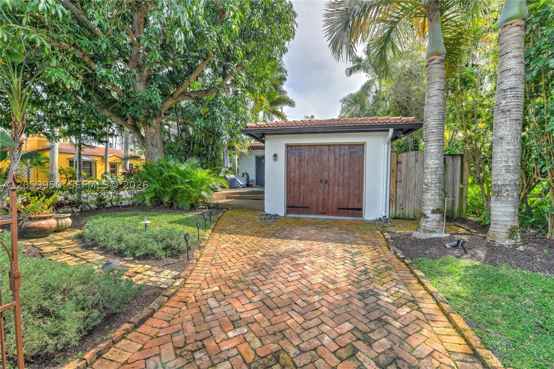 110 N 16th Avenue Hollywood FL 33020