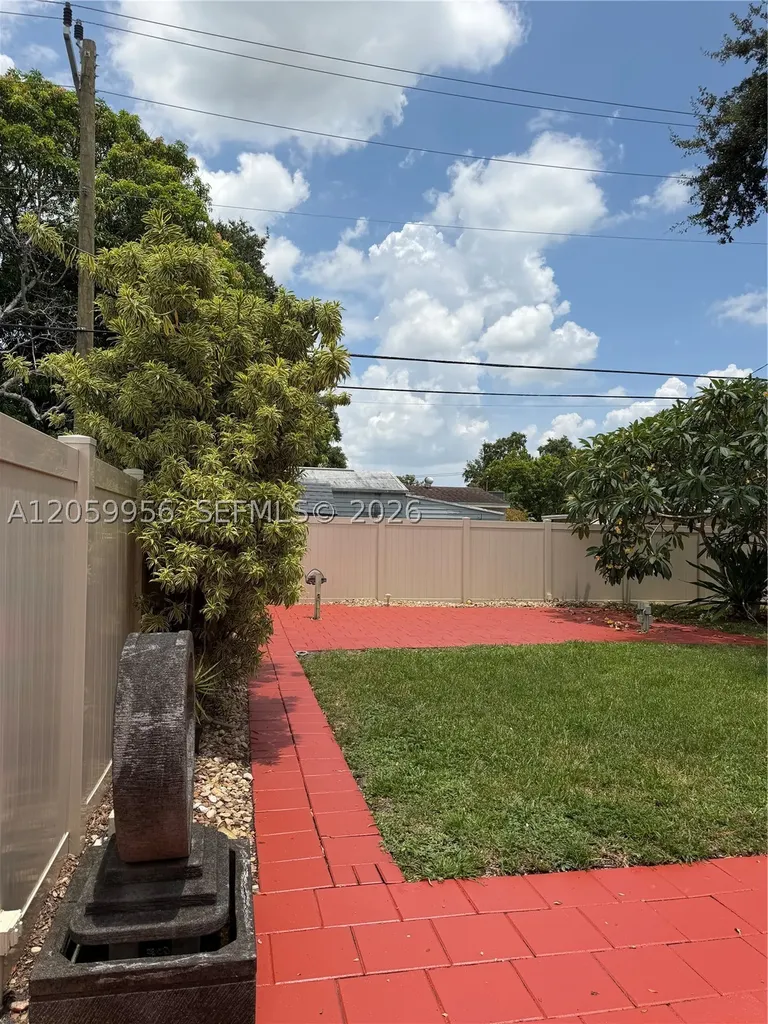 6717 Raleigh Street Hollywood FL 33024