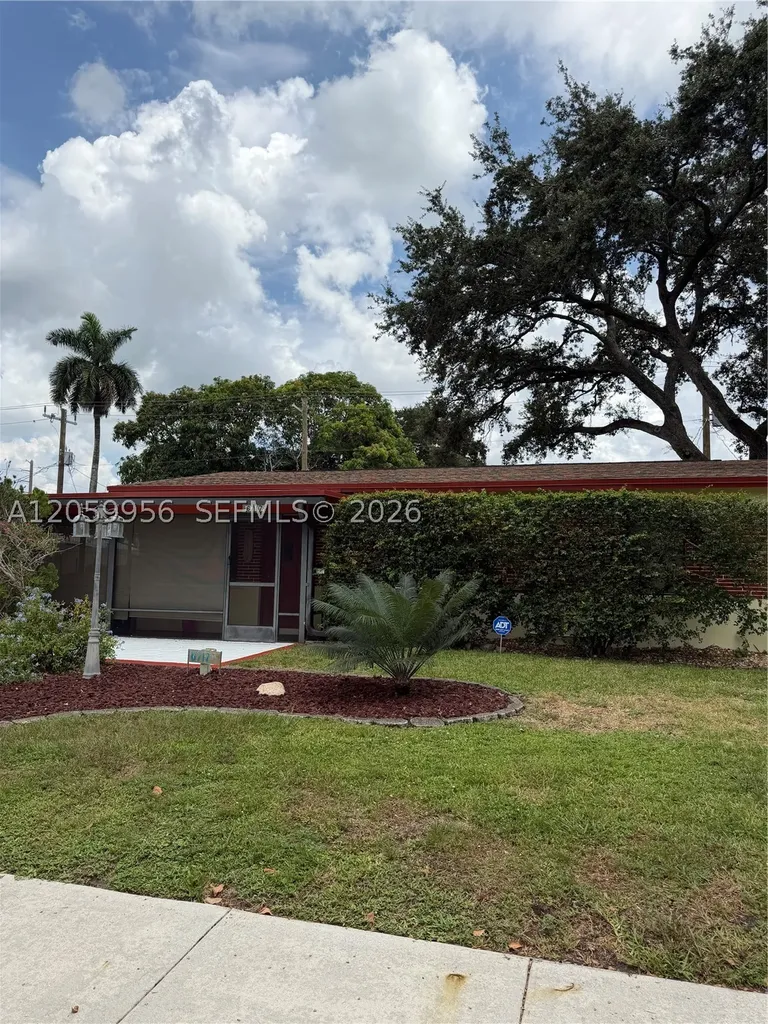 6717 Raleigh Street Hollywood FL 33024