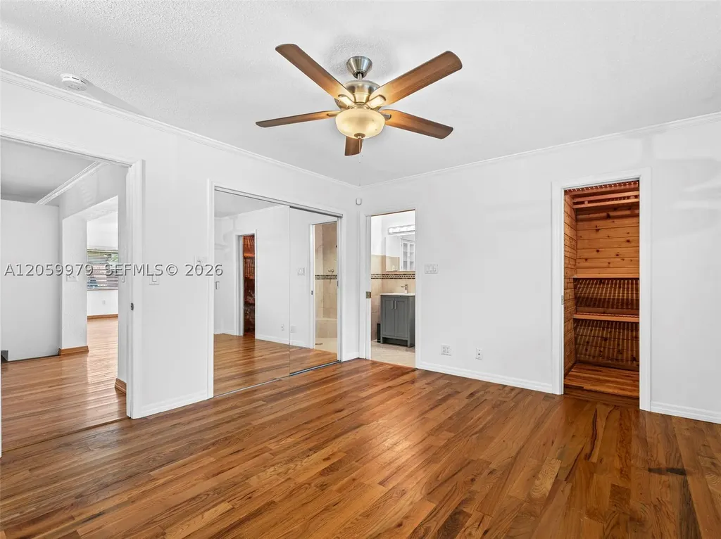 2021 N 52nd Avenue Hollywood FL 33021