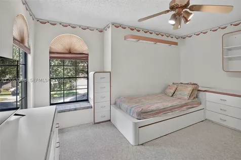 11584 Waterford Court Cooper City FL 33026