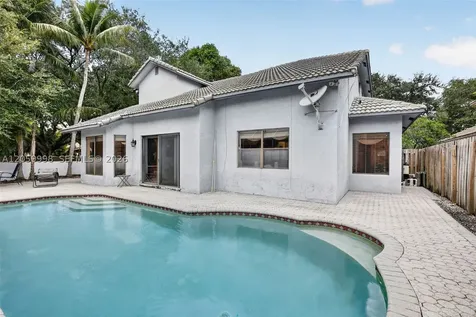 11584 Waterford Court Cooper City FL 33026