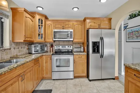11584 Waterford Court Cooper City FL 33026