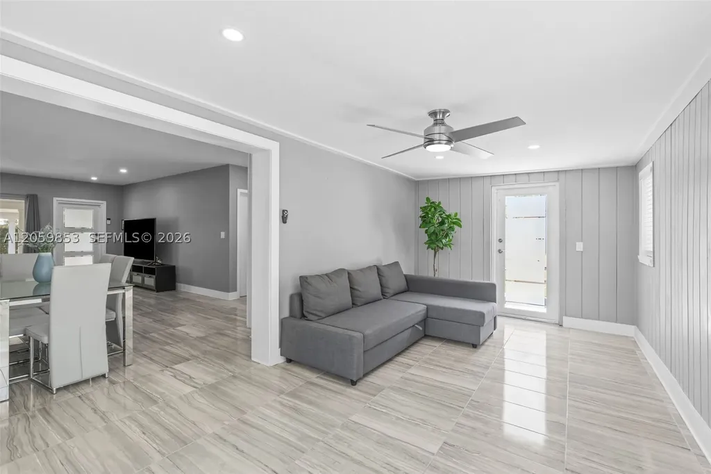 1912 NE 21st Avenue Fort Lauderdale FL 33305