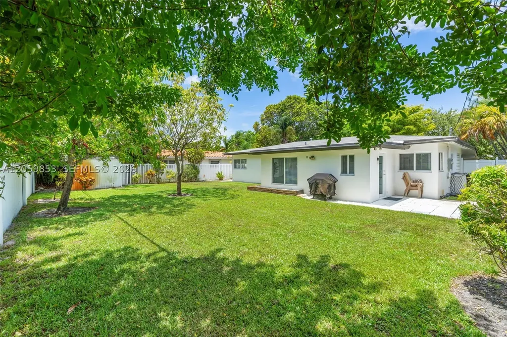 1912 NE 21st Avenue Fort Lauderdale FL 33305