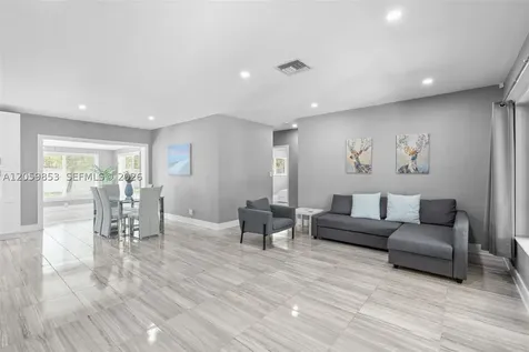 1912 NE 21st Avenue Fort Lauderdale FL 33305