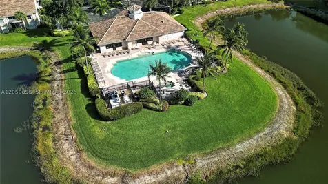 8470 Kingbird Loop Estero FL 33967