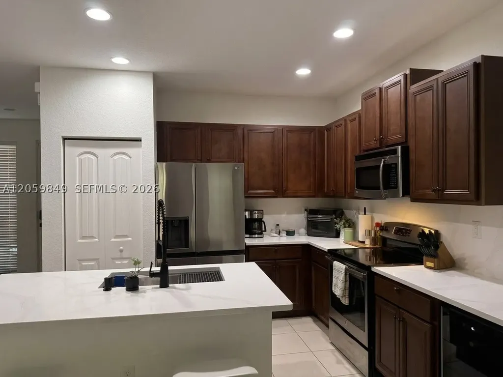 1091 NW 33rd Court Pompano Beach FL 33064