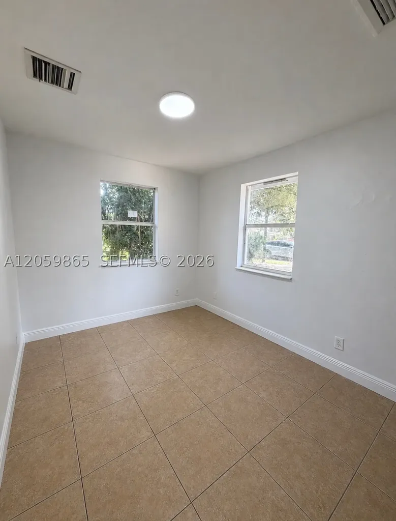 5202 NE 14th Terrace Pompano Beach FL 33064