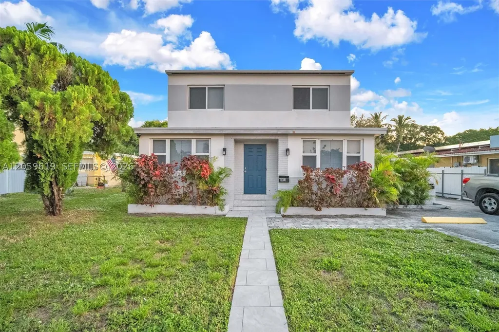 3030 NW 16th Street Miami FL 33125