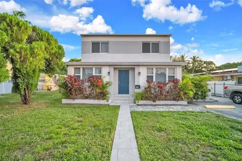 3030 NW 16th Street Miami FL 33125