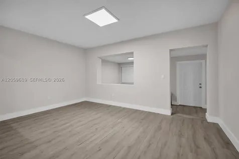 3030 NW 16th Street Miami FL 33125