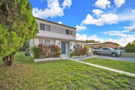 3030 NW 16th Street Miami FL 33125