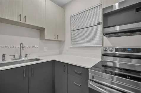 3030 NW 16th Street Miami FL 33125