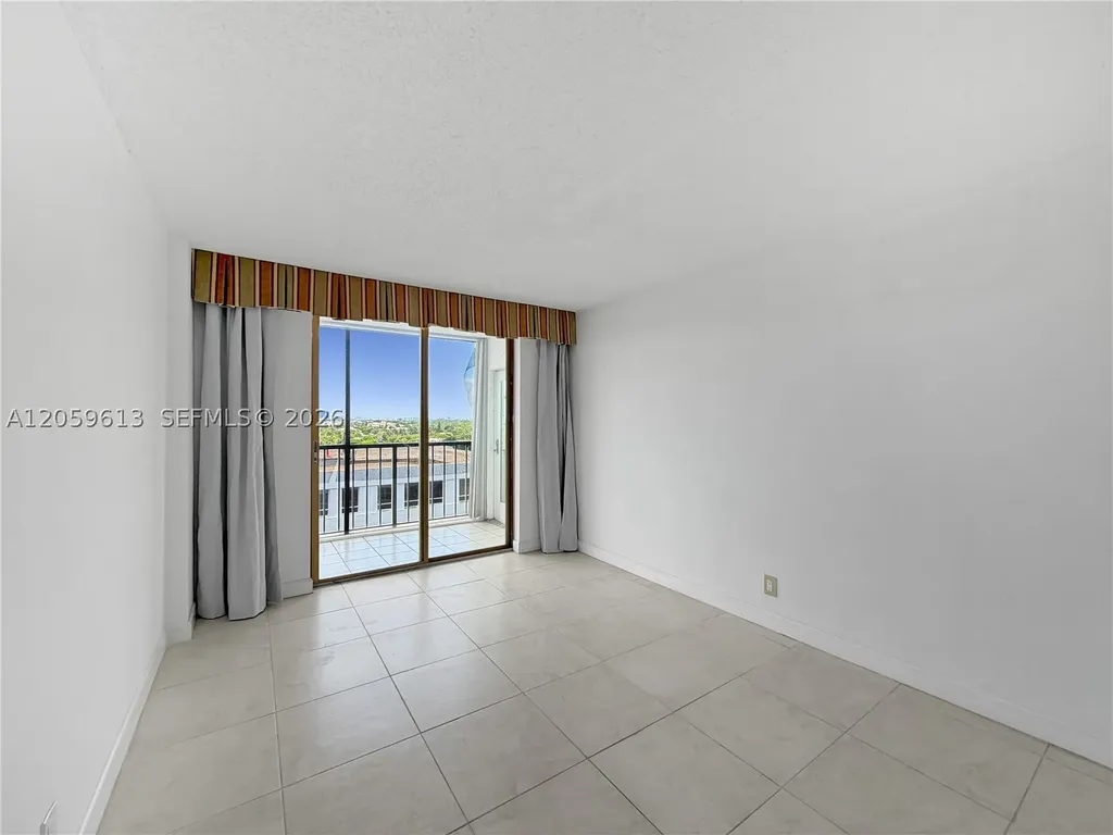 1160 N Federal Highway Fort Lauderdale FL 33304