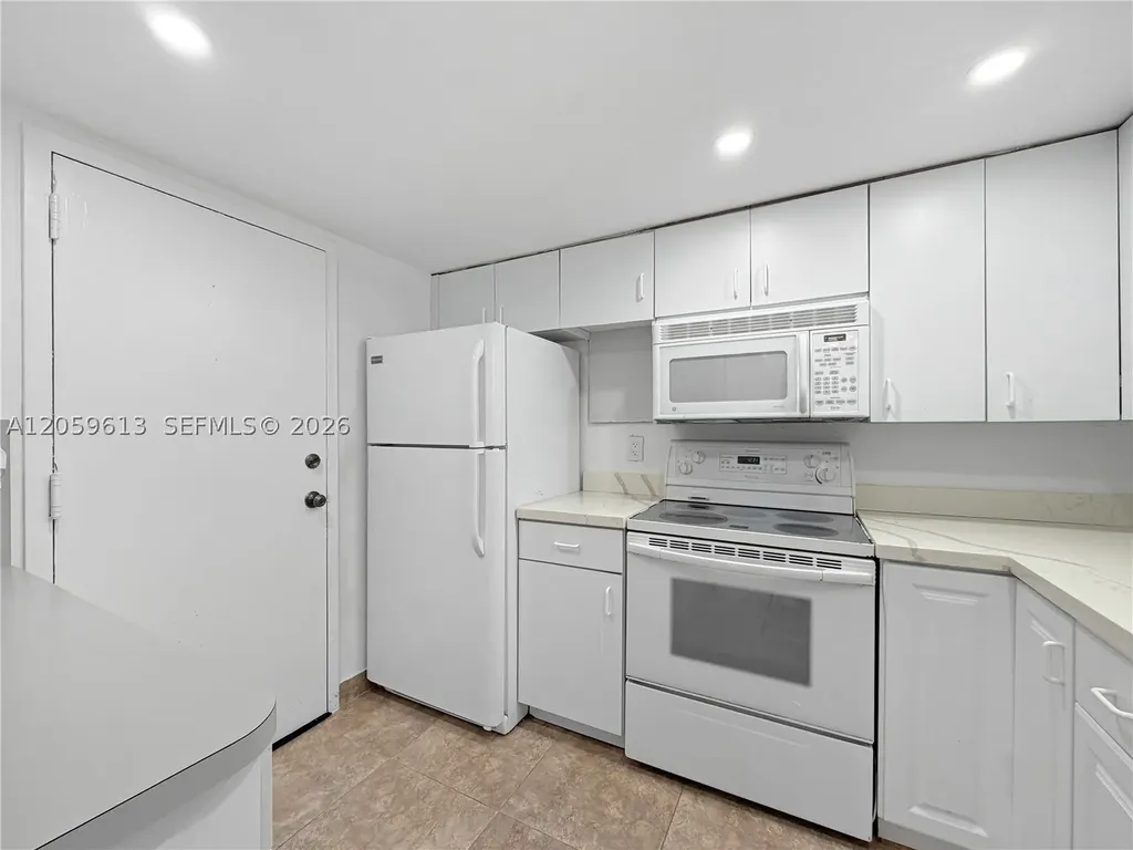 1160 N Federal Highway Fort Lauderdale FL 33304